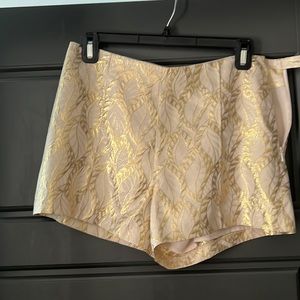 Lily Pulitzer gold silk lame shorts size 2